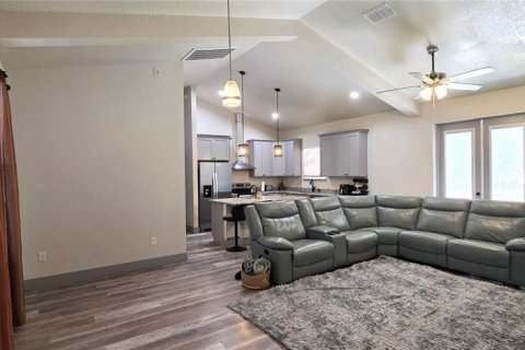 Casa en venta en Ocala, Florida, 5 dormitorios, 175.77 m2 № 2430777 - foto 10