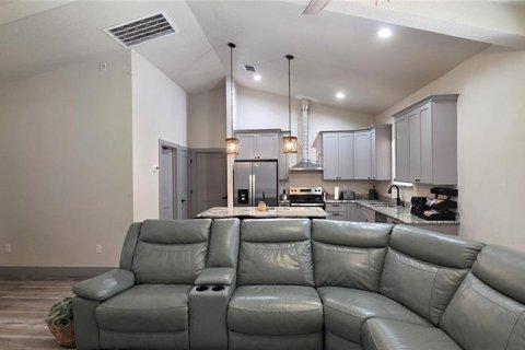 Casa en venta en Ocala, Florida, 5 dormitorios, 175.77 m2 № 2430777 - foto 6