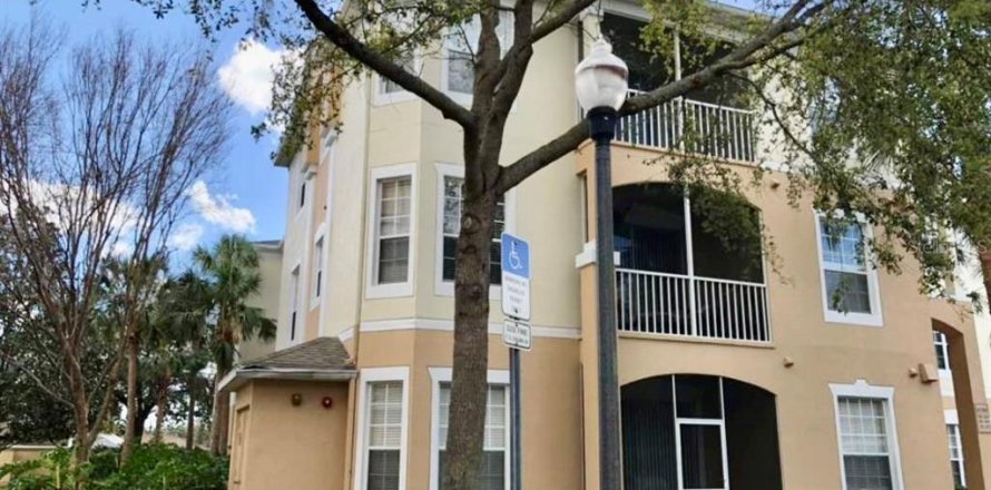 Condominio en Orlando, Florida, 2 dormitorios № 1823284