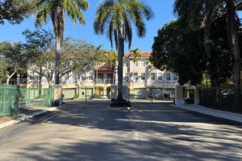 Condo in Coral Springs, Florida, 1 bedroom  № 2001522 - photo 4