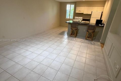 Condo in Coral Springs, Florida, 1 bedroom  № 2001522 - photo 7