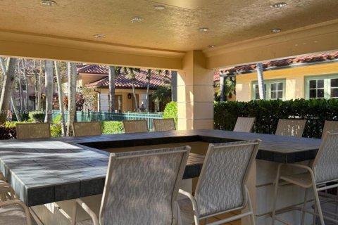 Condo in Coral Springs, Florida, 1 bedroom  № 2001522 - photo 21