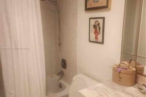 Купить кондоминиум в Холливуд, Флорида 1 спальня, 78.41м2, № 1985589 - фото 20