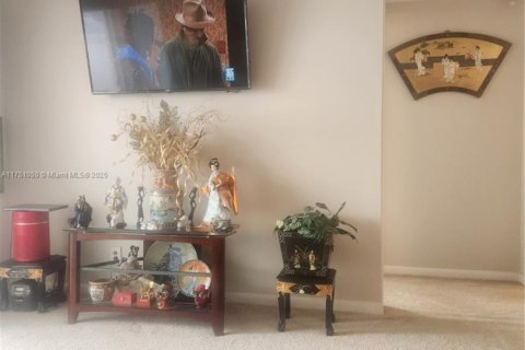 Купить кондоминиум в Холливуд, Флорида 1 спальня, 78.41м2, № 1985589 - фото 13