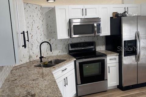 Купить виллу или дом в Киссимми, Флорида 5 комнат, 95.88м2, № 2213228 - фото 2