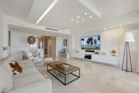 Снять в аренду кондоминиум в Майами-Бич, Флорида 2 спальни, 174.19м2, № 1958809 - фото 11