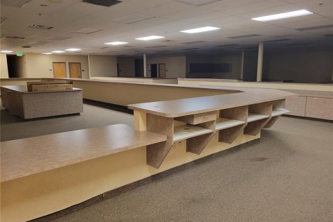 Immobilier commercial à louer à Bushnell, Floride: 7698.81 m2 № 1022516 - photo 6