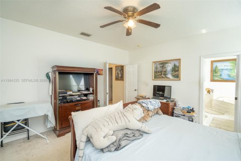 Villa ou maison à vendre à Miramar, Floride: 3 chambres, 189.24 m2 № 2044882 - photo 25