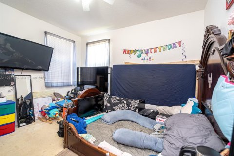 Villa ou maison à vendre à Miramar, Floride: 3 chambres, 189.24 m2 № 2044882 - photo 18