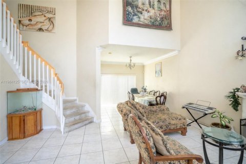 Villa ou maison à vendre à Miramar, Floride: 3 chambres, 189.24 m2 № 2044882 - photo 5
