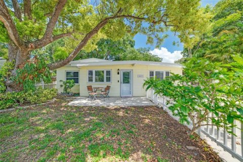 Villa ou maison à Tampa, Floride 3 chambres, 138.24 m2 № 2115188