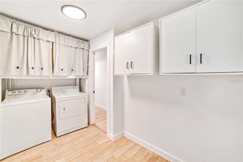 Villa ou maison à louer à Tampa, Floride: 3 chambres, 138.24 m2 № 2115188 - photo 28