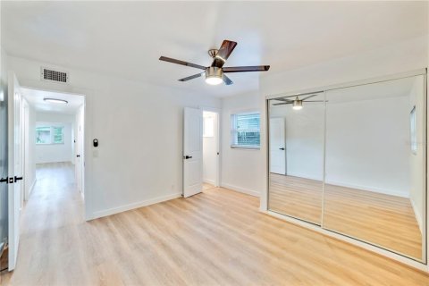 Villa ou maison à louer à Tampa, Floride: 3 chambres, 138.24 m2 № 2115188 - photo 19