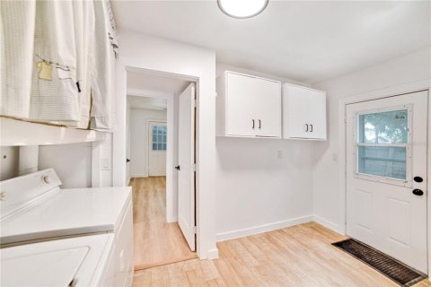 Villa ou maison à louer à Tampa, Floride: 3 chambres, 138.24 m2 № 2115188 - photo 29