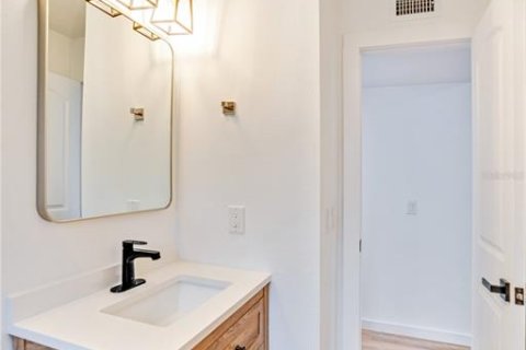 Villa ou maison à louer à Tampa, Floride: 3 chambres, 138.24 m2 № 2115188 - photo 15