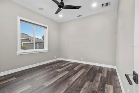 House in Windermere, Florida 7 bedrooms, 654.22 sq.m. № 2424336 - photo 19