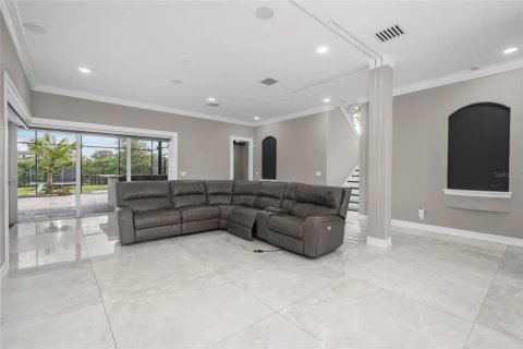 House in Windermere, Florida 7 bedrooms, 654.22 sq.m. № 2424336 - photo 30