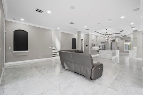 House in Windermere, Florida 7 bedrooms, 654.22 sq.m. № 2424336 - photo 29