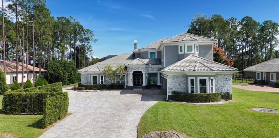 House in Windermere, Florida 7 bedrooms, 654.22 sq.m. № 2424336