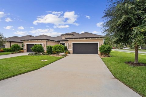 Villa ou maison à vendre à Ormond Beach, Floride: 2 chambres, 156.73 m2 № 2400110 - photo 2