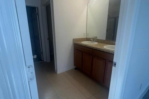 Casa en alquiler en Davenport, Florida, 3 dormitorios, 159.79 m2 № 1608753 - foto 11