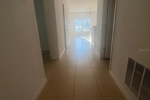 Casa en alquiler en Davenport, Florida, 3 dormitorios, 159.79 m2 № 1608753 - foto 5