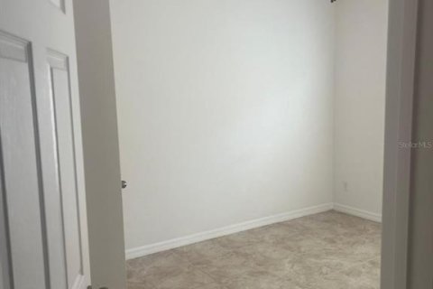 Casa en alquiler en Davenport, Florida, 3 dormitorios, 159.79 m2 № 1608753 - foto 16