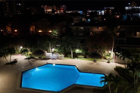 Купить кондоминиум в Клируотер, Флорида 6 комнат, 120.77м2, № 1546756 - фото 10