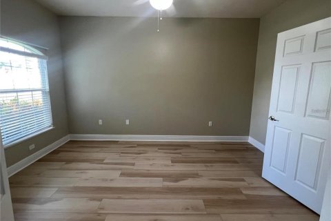 House in Sebring, Florida 2 bedrooms, 116.69 sq.m. № 1908512 - photo 12