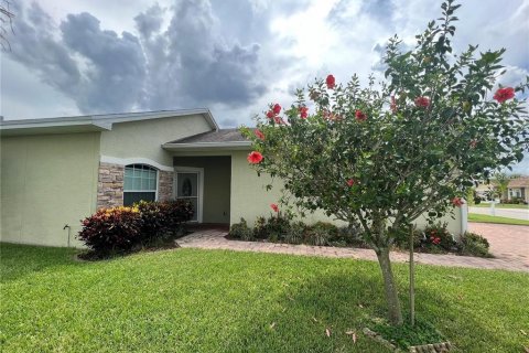 House in Sebring, Florida 2 bedrooms, 116.69 sq.m. № 1908512 - photo 3