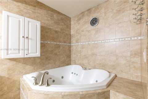 Condominio en alquiler en Hollywood, Florida, 1 dormitorio, 91.04 m2 № 2060171 - foto 14