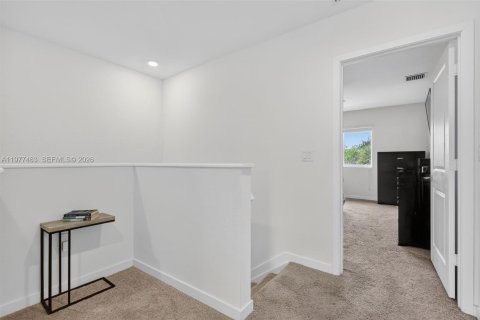 Townhouse in Miami Gardens, Florida 3 bedrooms, 141.58 sq.m. № 2041106 - photo 14