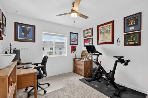 Townhouse in Miami Gardens, Florida 3 bedrooms, 141.58 sq.m. № 2041106 - photo 24