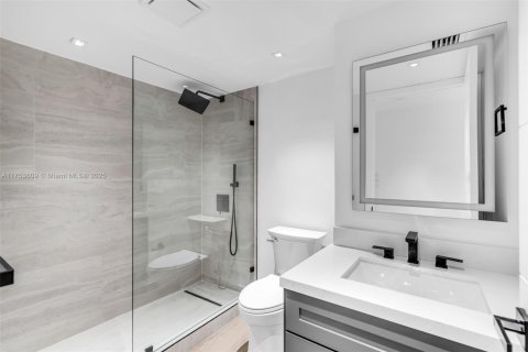 Condo in Key Biscayne, Florida, 3 bedrooms  № 1503801 - photo 24