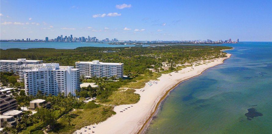 Condo à Key Biscayne, Floride, 3 chambres № 1503801