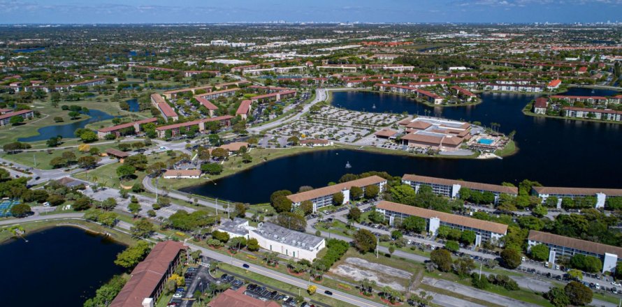 Condo in Pembroke Pines, Florida, 1 bedroom № 1035937
