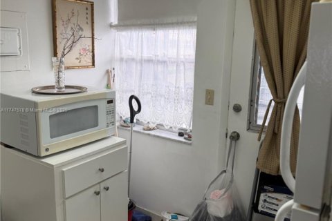 Купить кондоминиум в Майами, Флорида 1 спальня, 73.67м2, № 1860048 - фото 5