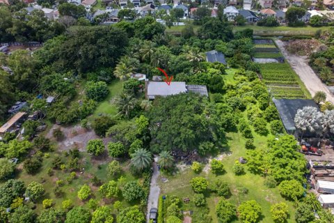 Купить виллу или дом в Лейк-Уорт, Флорида 11 комнат, 225.75м2, № 2088166 - фото 17