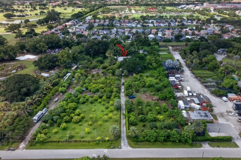 Купить виллу или дом в Лейк-Уорт, Флорида 11 комнат, 225.75м2, № 2088166 - фото 24
