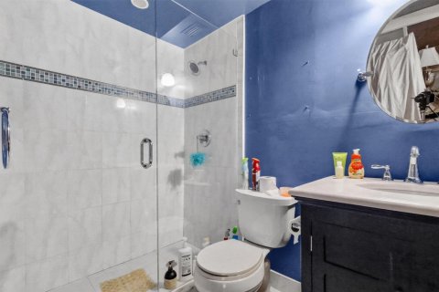 Купить виллу или дом в Лейк-Уорт, Флорида 11 комнат, 225.75м2, № 2088166 - фото 13