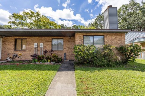 Casa en venta en Daytona Beach, Florida, 3 dormitorios, 101.45 m2 № 1908122 - foto 1