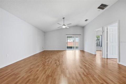 Casa en venta en Winter Garden, Florida, 3 dormitorios, 120.4 m2 № 2157431 - foto 8