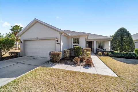 House in Ocala, Florida 2 bedrooms, 176.89 sq.m. № 1543678 - photo 2