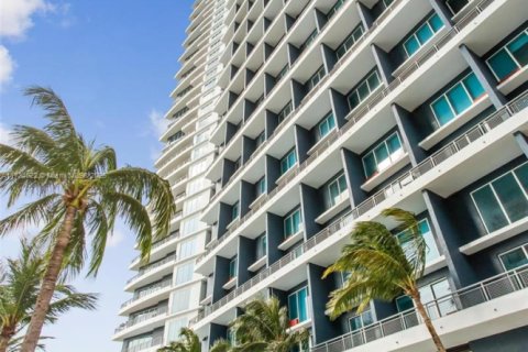 Copropriété à vendre à Miami, Floride: 2 chambres, 117.99 m2 № 1811250 - photo 28