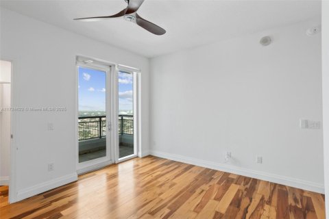 Copropriété à vendre à Miami, Floride: 2 chambres, 117.99 m2 № 1811250 - photo 17