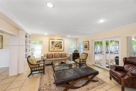 Villa ou maison à vendre à Key Biscayne, Floride: 5 chambres, 306.3 m2 № 1868238 - photo 4