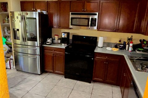 Casa en venta en West Palm Beach, Florida, 3 dormitorios, 151.15 m2 № 1933574 - foto 6