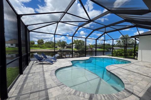 Casa en venta en Port Charlotte, Florida, 3 dormitorios, 172.05 m2 № 2337200 - foto 11