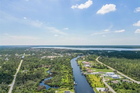 Casa en venta en Port Charlotte, Florida, 3 dormitorios, 172.05 m2 № 2337200 - foto 8