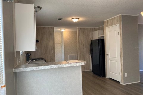 Apartamento en alquiler en Melrose, Florida, 3 dormitorios, 139.35 m2 № 1828449 - foto 5